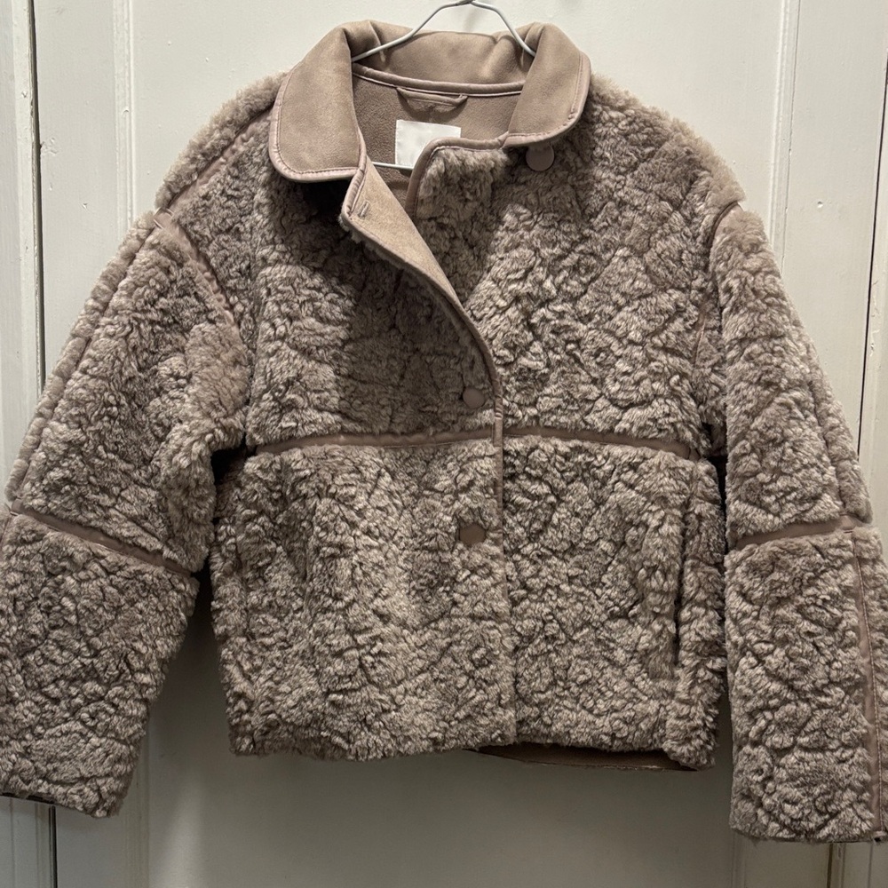 H&M Beige Sherpa Jacket